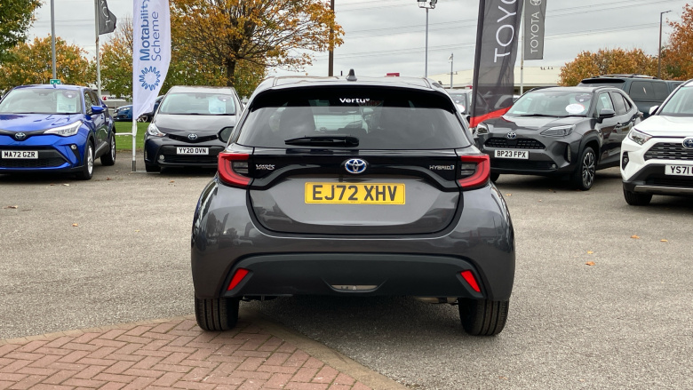 Toyota Yaris 1.5 Hybrid Design 5dr CVT Hybrid Hatchback